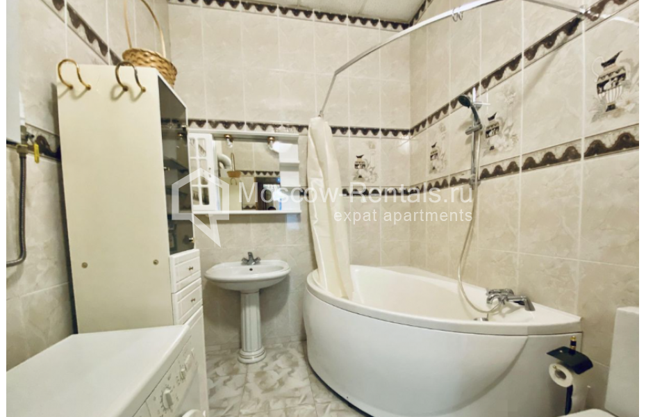 Photo #12 4-room (3 BR) apartment for <a href="http://moscow-rentals.ru/en/articles/long-term-rent" target="_blank">a long-term</a> rent
 in Russia, Moscow, Tverskaya str, 12с8