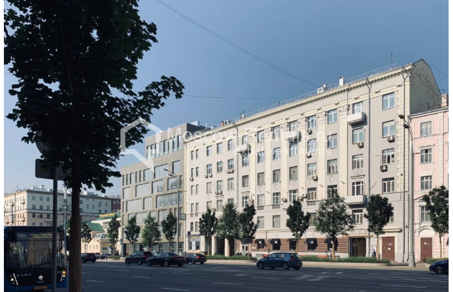 Photo #13 4-room (3 BR) apartment for <a href="http://moscow-rentals.ru/en/articles/long-term-rent" target="_blank">a long-term</a> rent
 in Russia, Moscow, Smolenskyi blv, 15