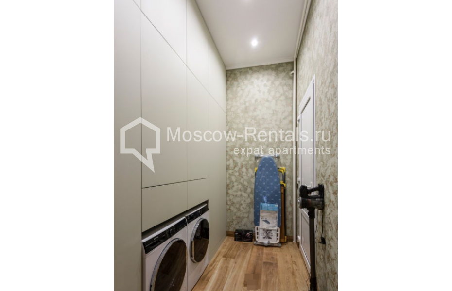 Photo #13 4-room (3 BR) apartment for <a href="http://moscow-rentals.ru/en/articles/long-term-rent" target="_blank">a long-term</a> rent
 in Russia, Moscow, Petrovka str, 24С3