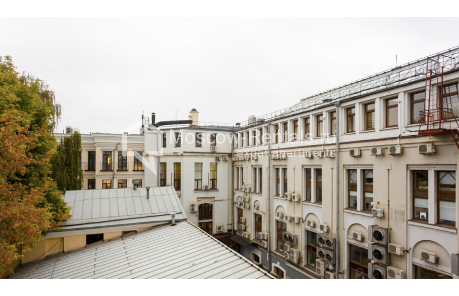 Photo #20 4-room (3 BR) apartment for <a href="http://moscow-rentals.ru/en/articles/long-term-rent" target="_blank">a long-term</a> rent
 in Russia, Moscow, Petrovka str, 24С3