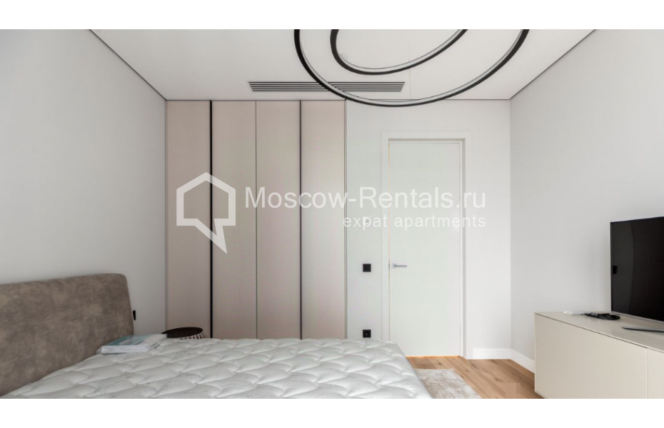 Фото №9 3-комн. кв. в аренду на длительный срок в Россия, Москва, пл. Курского Вокзала, 1