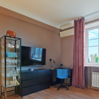 Photo #1 3-room (2 BR) apartment for <a href="http://moscow-rentals.ru/en/articles/long-term-rent" target="_blank">a long-term</a> rent
 in Russia, Moscow, Pokrovka str, 7/9-11к1