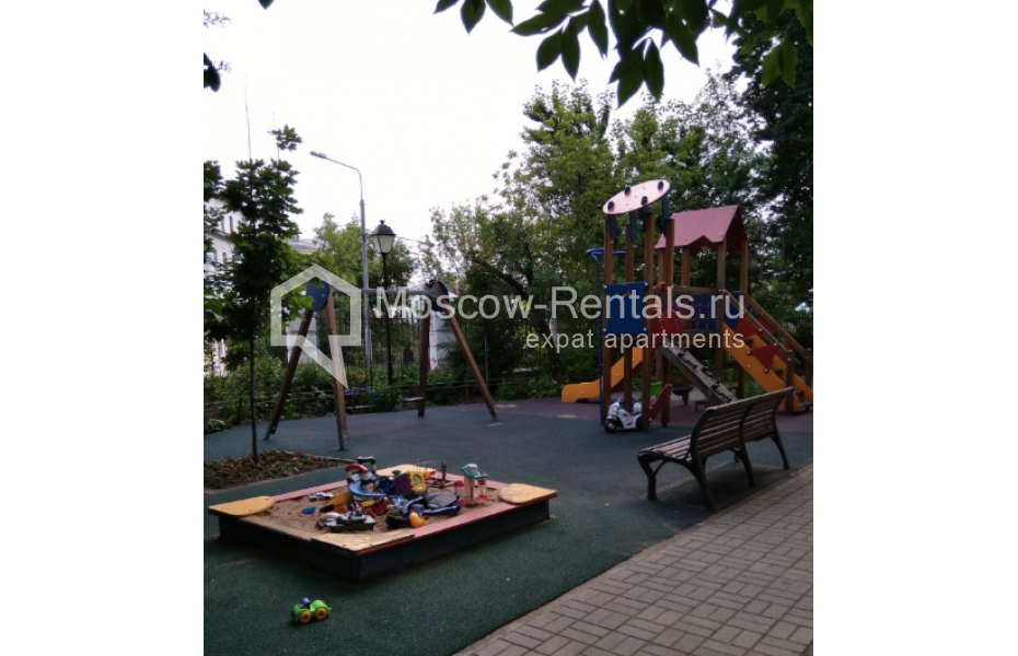 Фото №19 3-комн. кв. в аренду на длительный срок в Россия, Москва, Старосадский переулок, 10с1