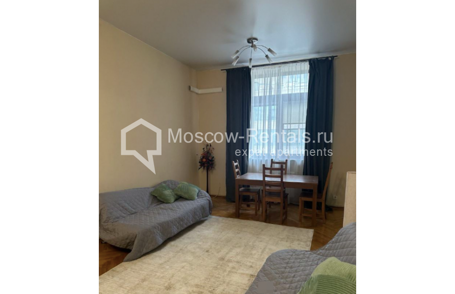 Photo #2 3-room (2 BR) apartment for <a href="http://moscow-rentals.ru/en/articles/long-term-rent" target="_blank">a long-term</a> rent
 in Russia, Moscow, Orlikov lane, 8