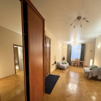 Photo #1 3-room (2 BR) apartment for <a href="http://moscow-rentals.ru/en/articles/long-term-rent" target="_blank">a long-term</a> rent
 in Russia, Moscow, Orlikov lane, 8