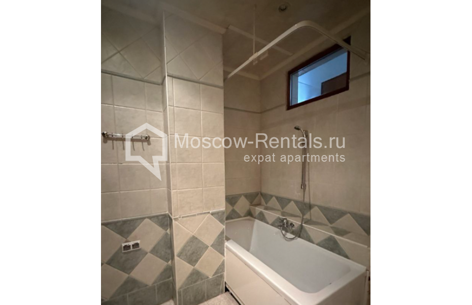 Photo #11 3-room (2 BR) apartment for <a href="http://moscow-rentals.ru/en/articles/long-term-rent" target="_blank">a long-term</a> rent
 in Russia, Moscow, Orlikov lane, 8
