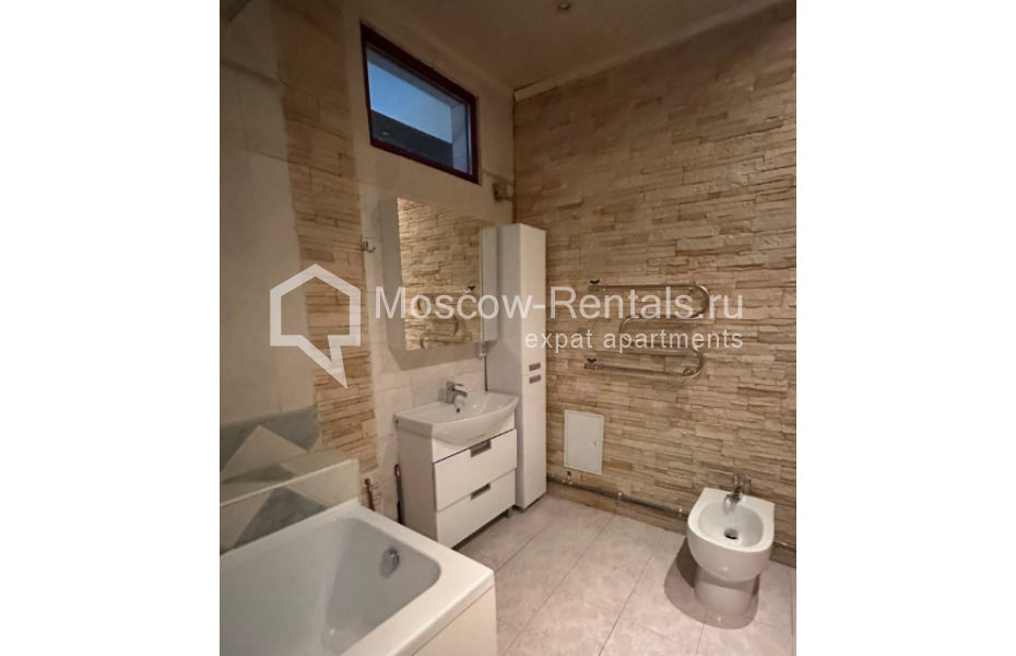 Photo #12 3-room (2 BR) apartment for <a href="http://moscow-rentals.ru/en/articles/long-term-rent" target="_blank">a long-term</a> rent
 in Russia, Moscow, Orlikov lane, 8