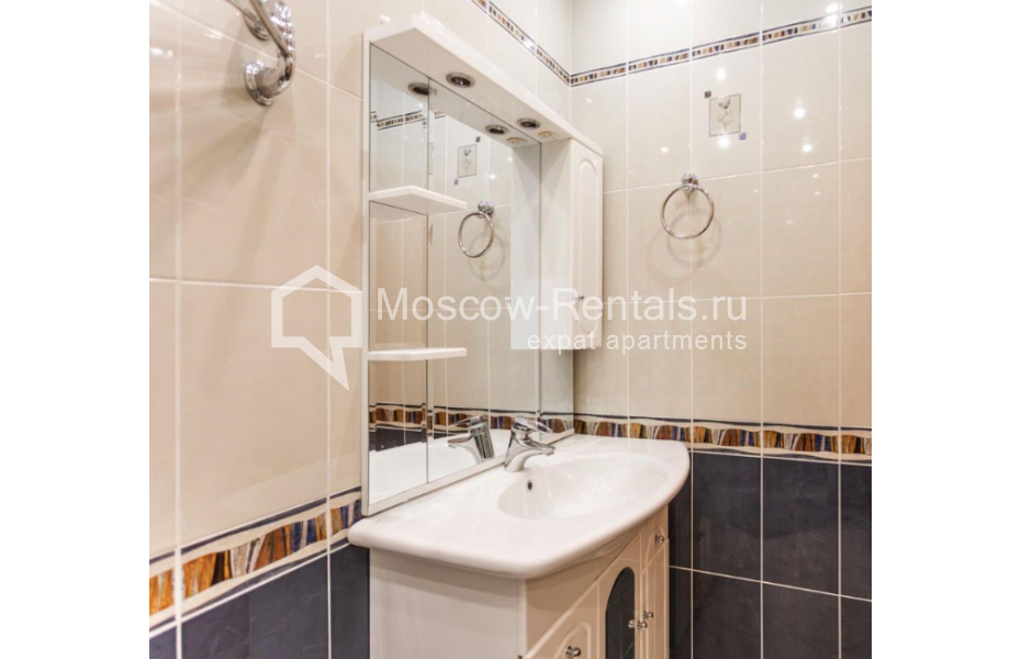 Фото №10 2-комн. кв. в аренду на длительный срок в Россия, Москва, Новинский бул, 15