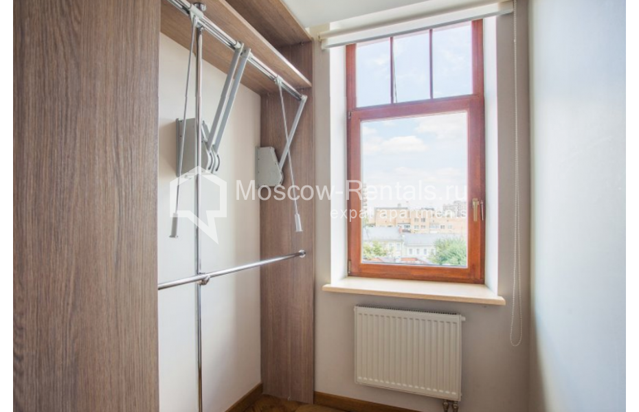 Photo #16 4-room (3 BR) apartment for <a href="http://moscow-rentals.ru/en/articles/long-term-rent" target="_blank">a long-term</a> rent
 in Russia, Moscow, M. Bronnaya str, 14