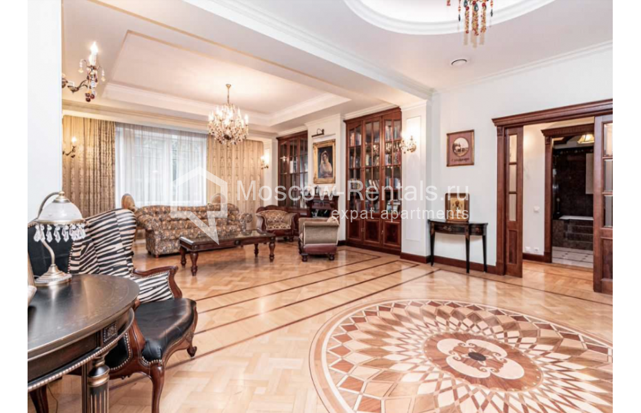 Photo #5 4-room (3 BR) apartment for <a href="http://moscow-rentals.ru/en/articles/long-term-rent" target="_blank">a long-term</a> rent
 in Russia, Moscow, 1st Neopalimovskyi lane, 8