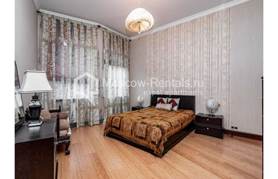 Photo #18 4-room (3 BR) apartment for <a href="http://moscow-rentals.ru/en/articles/long-term-rent" target="_blank">a long-term</a> rent
 in Russia, Moscow, 1st Neopalimovskyi lane, 8