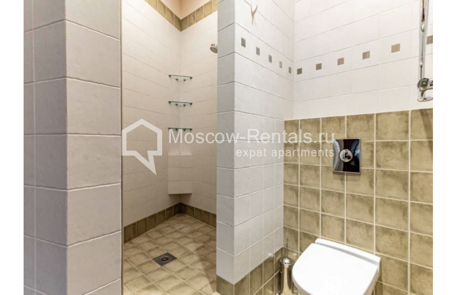 Photo #26 4-room (3 BR) apartment for <a href="http://moscow-rentals.ru/en/articles/long-term-rent" target="_blank">a long-term</a> rent
 in Russia, Moscow, 1st Neopalimovskyi lane, 8