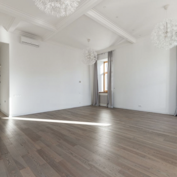 Фото №1 6-комн. кв. в аренду на длительный срок в Россия, Москва, Сретенский бульвар, 6/1с1