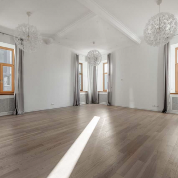 Фото №2 6-комн. кв. в аренду на длительный срок в Россия, Москва, Сретенский бульвар, 6/1с1