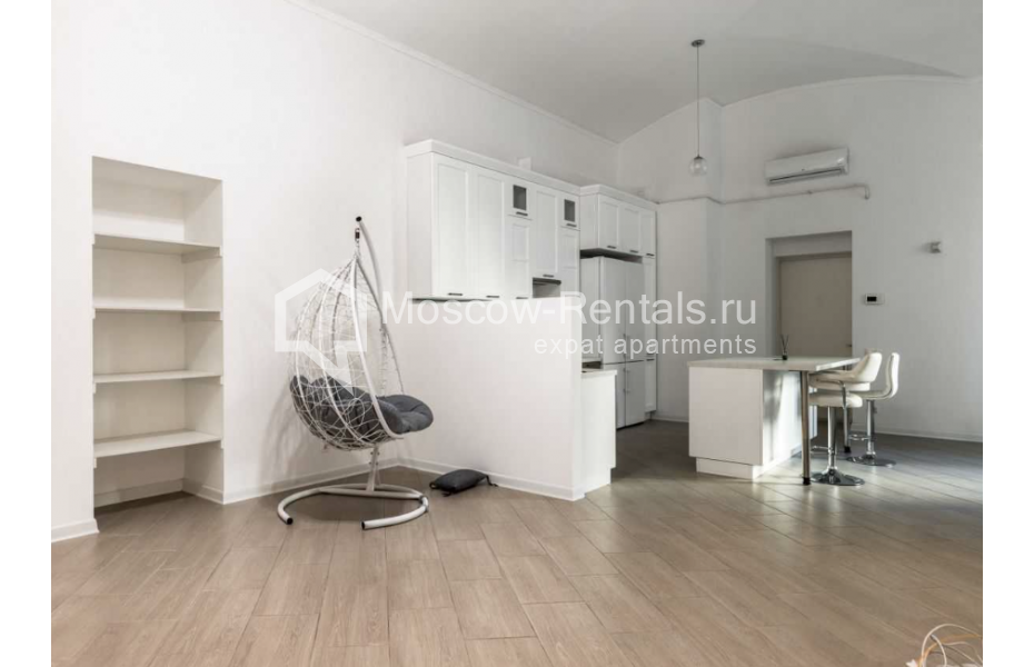 Photo #5 6-room (5 BR) apartment for <a href="http://moscow-rentals.ru/en/articles/long-term-rent" target="_blank">a long-term</a> rent
 in Russia, Moscow, Sretenskyi blv, 6/1с1