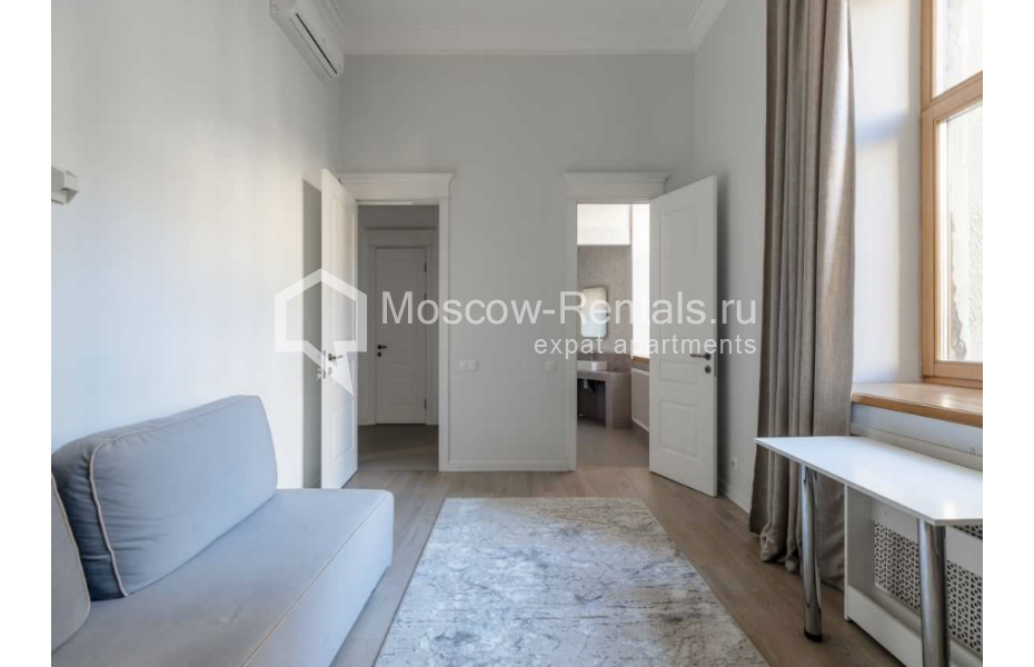Photo #9 6-room (5 BR) apartment for <a href="http://moscow-rentals.ru/en/articles/long-term-rent" target="_blank">a long-term</a> rent
 in Russia, Moscow, Sretenskyi blv, 6/1с1