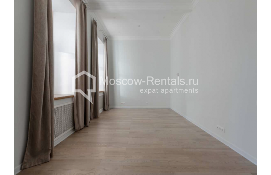 Photo #12 6-room (5 BR) apartment for <a href="http://moscow-rentals.ru/en/articles/long-term-rent" target="_blank">a long-term</a> rent
 in Russia, Moscow, Sretenskyi blv, 6/1с1