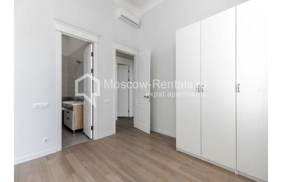 Photo #14 6-room (5 BR) apartment for <a href="http://moscow-rentals.ru/en/articles/long-term-rent" target="_blank">a long-term</a> rent
 in Russia, Moscow, Sretenskyi blv, 6/1с1