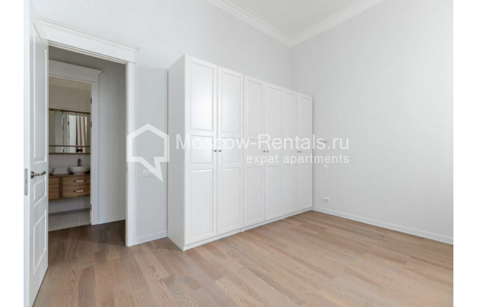 Photo #16 6-room (5 BR) apartment for <a href="http://moscow-rentals.ru/en/articles/long-term-rent" target="_blank">a long-term</a> rent
 in Russia, Moscow, Sretenskyi blv, 6/1с1