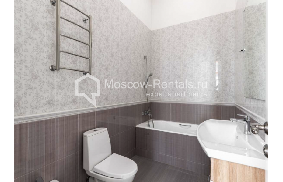 Photo #23 6-room (5 BR) apartment for <a href="http://moscow-rentals.ru/en/articles/long-term-rent" target="_blank">a long-term</a> rent
 in Russia, Moscow, Sretenskyi blv, 6/1с1