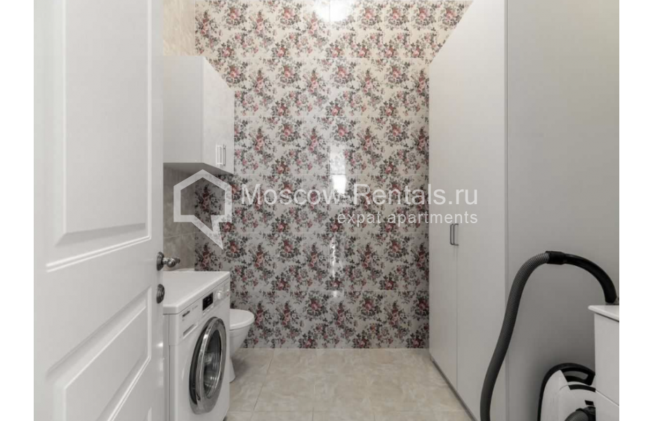 Photo #24 6-room (5 BR) apartment for <a href="http://moscow-rentals.ru/en/articles/long-term-rent" target="_blank">a long-term</a> rent
 in Russia, Moscow, Sretenskyi blv, 6/1с1