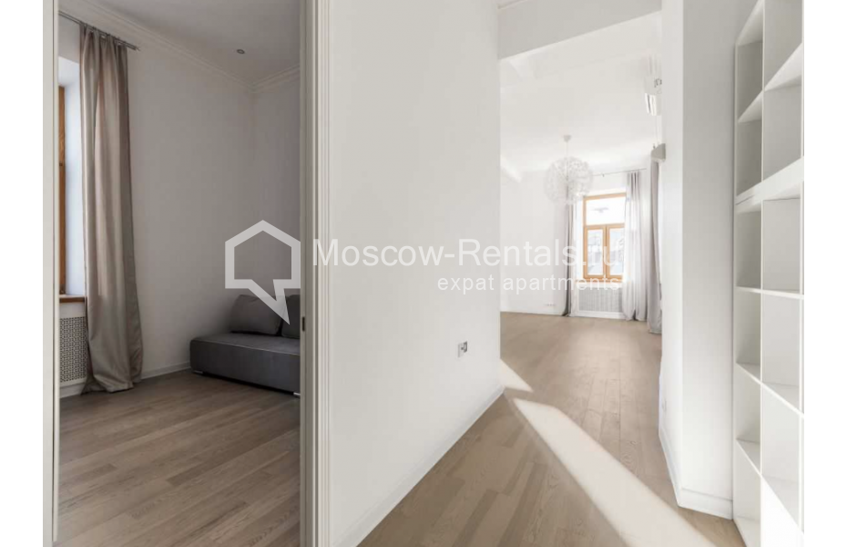 Photo #26 6-room (5 BR) apartment for <a href="http://moscow-rentals.ru/en/articles/long-term-rent" target="_blank">a long-term</a> rent
 in Russia, Moscow, Sretenskyi blv, 6/1с1