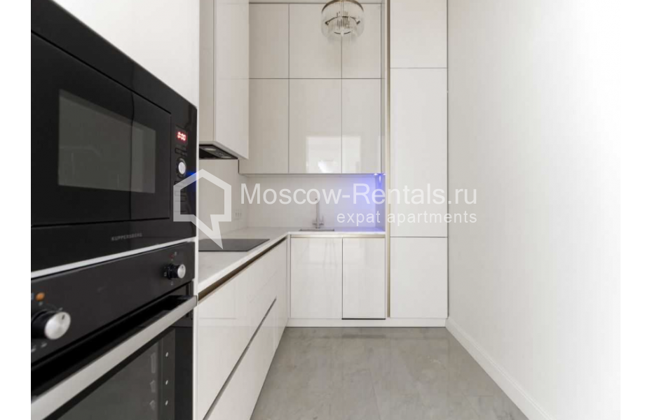 Photo #6 5-room (4 BR) apartment for <a href="http://moscow-rentals.ru/en/articles/long-term-rent" target="_blank">a long-term</a> rent
 in Russia, Moscow, Povarskaya str, 2с1