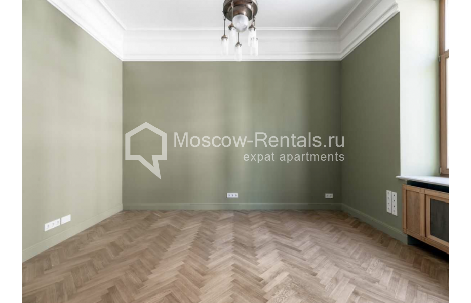 Photo #7 5-room (4 BR) apartment for <a href="http://moscow-rentals.ru/en/articles/long-term-rent" target="_blank">a long-term</a> rent
 in Russia, Moscow, Povarskaya str, 2с1