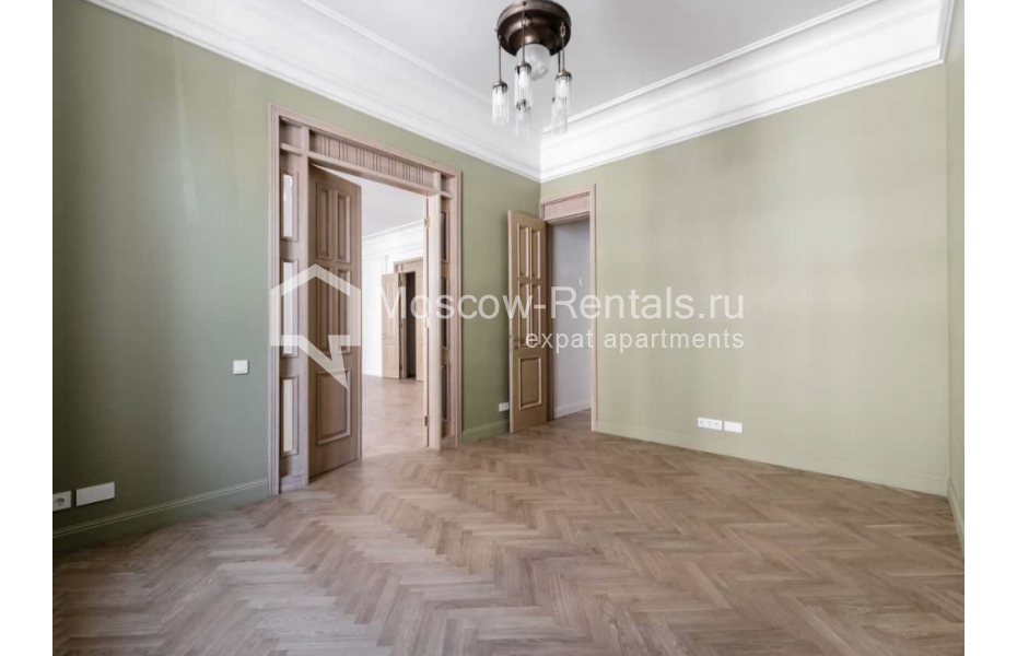 Photo #8 5-room (4 BR) apartment for <a href="http://moscow-rentals.ru/en/articles/long-term-rent" target="_blank">a long-term</a> rent
 in Russia, Moscow, Povarskaya str, 2с1
