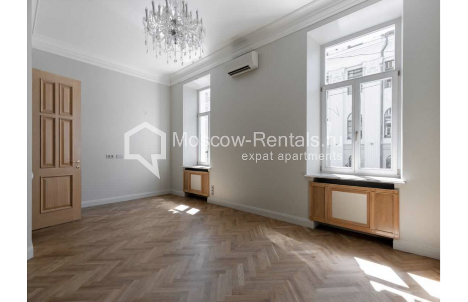 Photo #9 5-room (4 BR) apartment for <a href="http://moscow-rentals.ru/en/articles/long-term-rent" target="_blank">a long-term</a> rent
 in Russia, Moscow, Povarskaya str, 2с1