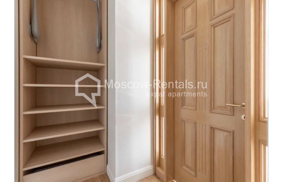 Photo #16 5-room (4 BR) apartment for <a href="http://moscow-rentals.ru/en/articles/long-term-rent" target="_blank">a long-term</a> rent
 in Russia, Moscow, Povarskaya str, 2с1