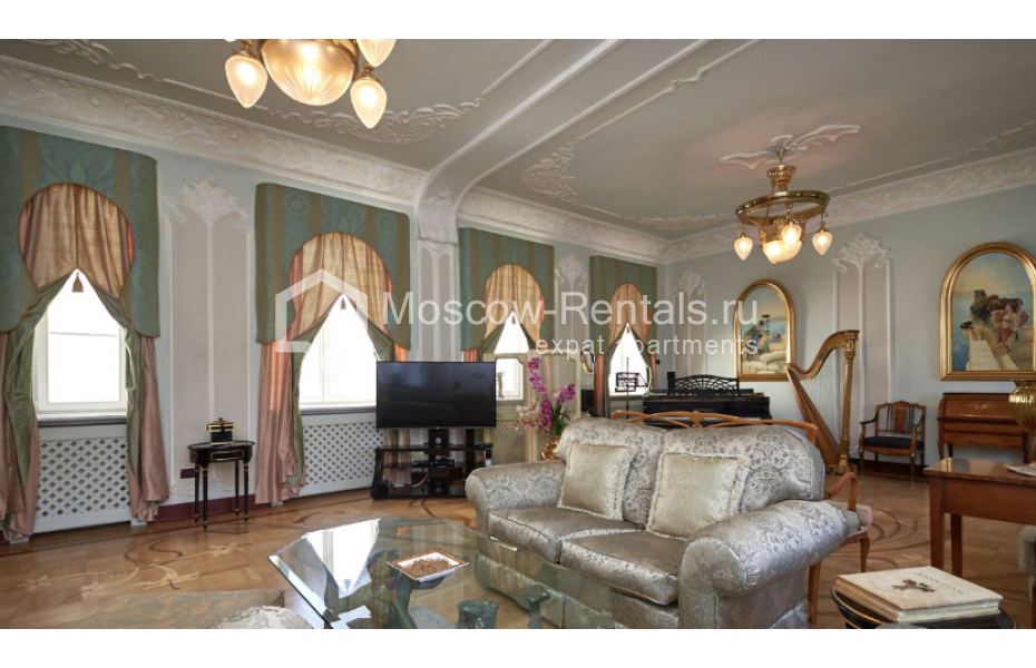 Photo #5 4-room (3 BR) apartment for <a href="http://moscow-rentals.ru/en/articles/long-term-rent" target="_blank">a long-term</a> rent
 in Russia, Moscow, Makarenko str, 2/21с2