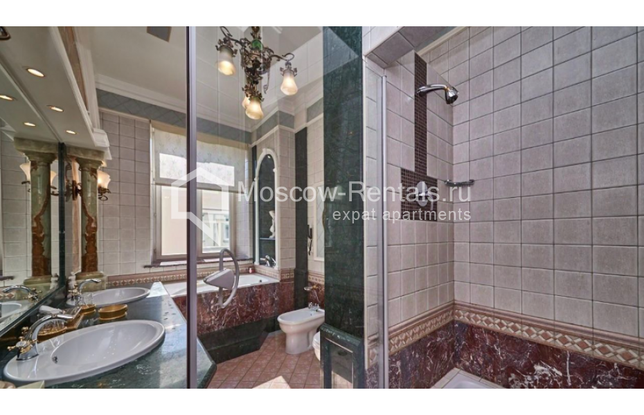 Photo #21 4-room (3 BR) apartment for <a href="http://moscow-rentals.ru/en/articles/long-term-rent" target="_blank">a long-term</a> rent
 in Russia, Moscow, Makarenko str, 2/21с2