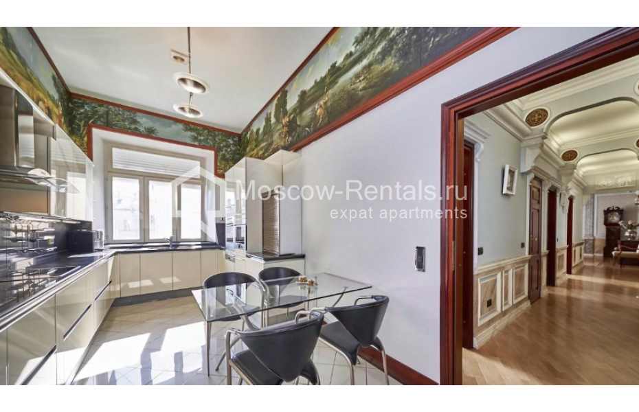 Photo #22 4-room (3 BR) apartment for <a href="http://moscow-rentals.ru/en/articles/long-term-rent" target="_blank">a long-term</a> rent
 in Russia, Moscow, Makarenko str, 2/21с2