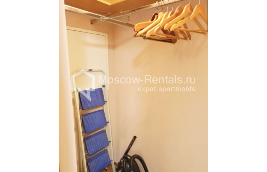 Photo #21 3-room (2 BR) apartment for <a href="http://moscow-rentals.ru/en/articles/long-term-rent" target="_blank">a long-term</a> rent
 in Russia, Moscow, 4-ya Sokolnicheskaya str, 4
