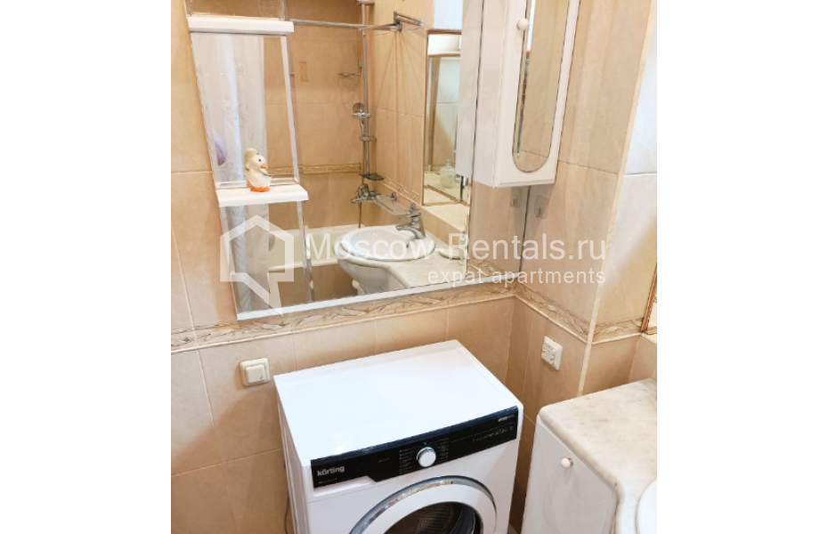 Photo #20 3-room (2 BR) apartment for <a href="http://moscow-rentals.ru/en/articles/long-term-rent" target="_blank">a long-term</a> rent
 in Russia, Moscow, 4-ya Sokolnicheskaya str, 4