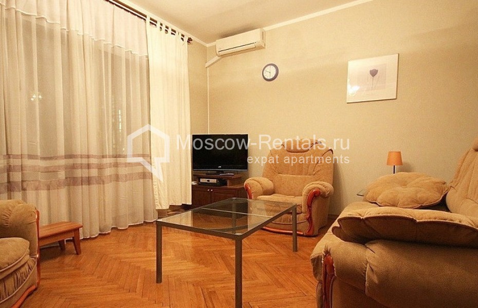 Photo #5 3-room (2 BR) apartment for <a href="http://moscow-rentals.ru/en/articles/long-term-rent" target="_blank">a long-term</a> rent
 in Russia, Moscow, Bolshaya Bronnaya str., 9