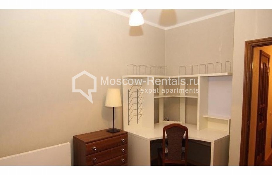 Photo #4 3-room (2 BR) apartment for <a href="http://moscow-rentals.ru/en/articles/long-term-rent" target="_blank">a long-term</a> rent
 in Russia, Moscow, Bolshaya Bronnaya str., 9