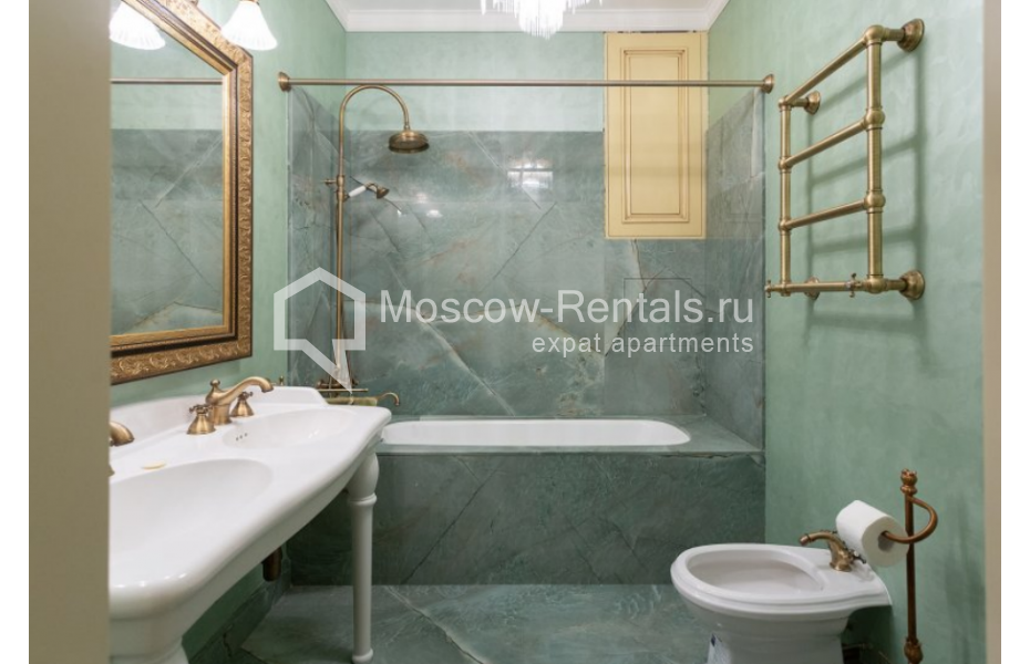 Photo #13 5-room (4 BR) apartment for <a href="http://moscow-rentals.ru/en/articles/long-term-rent" target="_blank">a long-term</a> rent
 in Russia, Moscow, Petrovskyi lane, 5с9