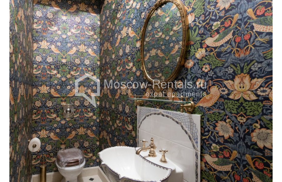 Photo #14 5-room (4 BR) apartment for <a href="http://moscow-rentals.ru/en/articles/long-term-rent" target="_blank">a long-term</a> rent
 in Russia, Moscow, Petrovskyi lane, 5с9