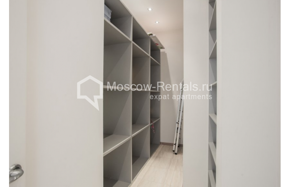 Фото №18 6-комн. кв. в аренду на длительный срок в Россия, Москва, 1-й Спасоналивковский пер, 18с2