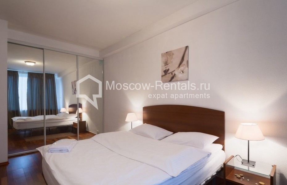 Photo #5 3-room (2 BR) apartment for <a href="http://moscow-rentals.ru/en/articles/long-term-rent" target="_blank">a long-term</a> rent
 in Russia, Moscow, New Arbat str, 26