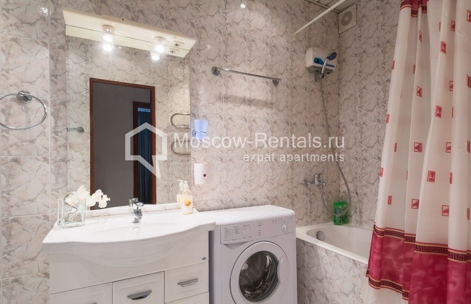 Photo #7 3-room (2 BR) apartment for <a href="http://moscow-rentals.ru/en/articles/long-term-rent" target="_blank">a long-term</a> rent
 in Russia, Moscow, New Arbat str, 26