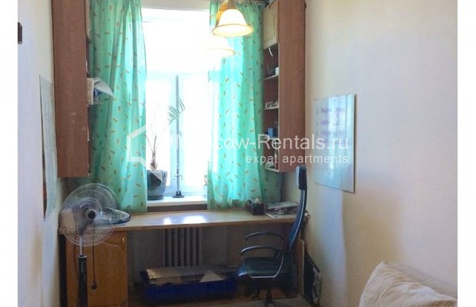Photo #9 4-room (3 BR) apartment for <a href="http://moscow-rentals.ru/en/articles/long-term-rent" target="_blank">a long-term</a> rent
 in Russia, Moscow, Trubnikovsky lane, 11