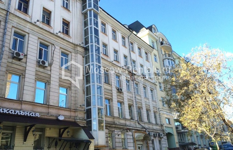 Photo #13 4-room (3 BR) apartment for <a href="http://moscow-rentals.ru/en/articles/long-term-rent" target="_blank">a long-term</a> rent
 in Russia, Moscow, Trubnikovsky lane, 11