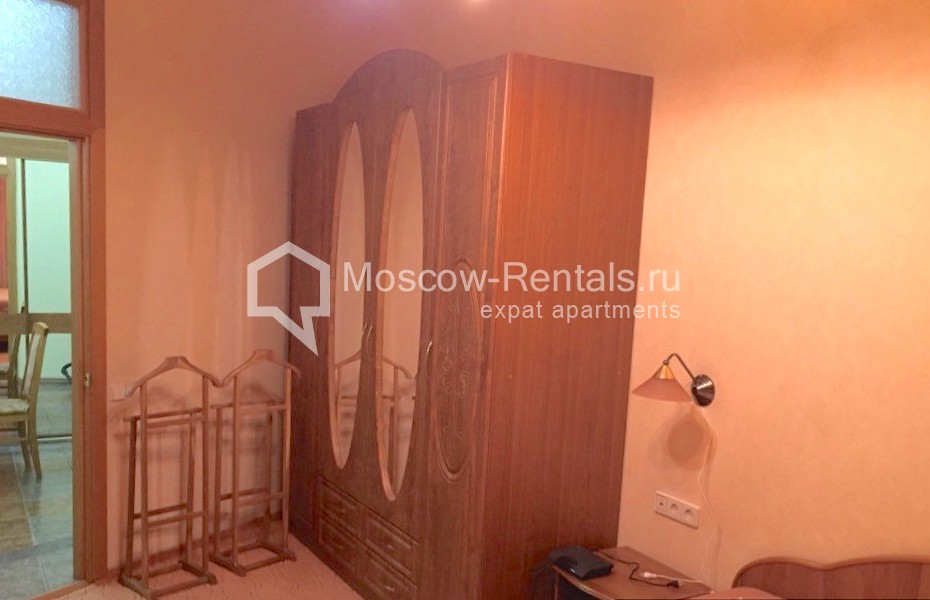 Photo #10 3-room (2 BR) apartment for <a href="http://moscow-rentals.ru/en/articles/long-term-rent" target="_blank">a long-term</a> rent
 in Russia, Moscow, Povarskaya str, 29/36С1