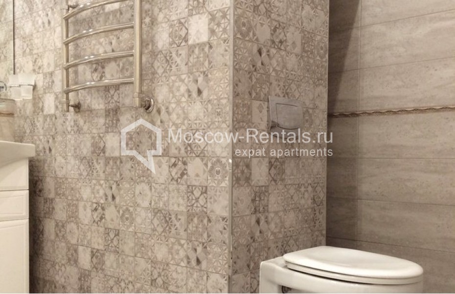 Photo #9 2-room (1 BR) apartment for <a href="http://moscow-rentals.ru/en/articles/long-term-rent" target="_blank">a long-term</a> rent
 in Russia, Moscow, Shabolovskaya str, 23 bld 2