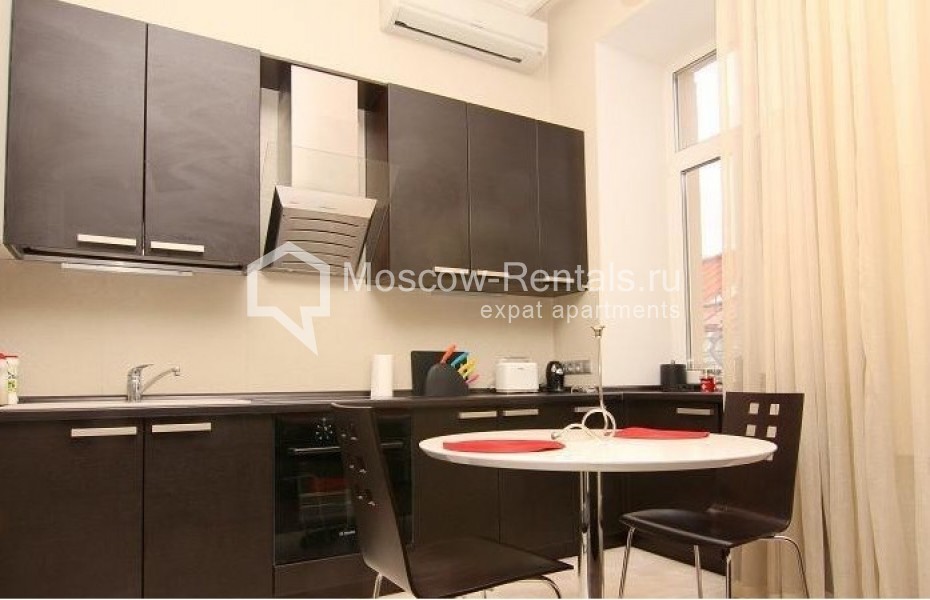 Photo #1 2-room (1 BR) apartment for <a href="http://moscow-rentals.ru/en/articles/long-term-rent" target="_blank">a long-term</a> rent
 in Russia, Moscow, Ostojenka str, 40/1