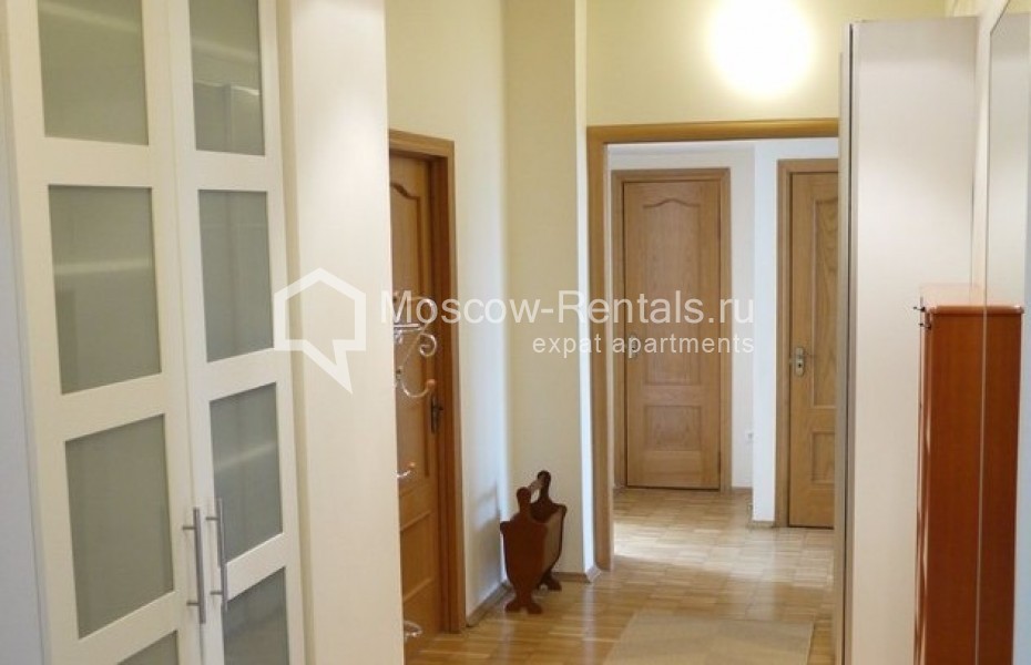 Photo #11 3-room (2 BR) apartment for <a href="http://moscow-rentals.ru/en/articles/long-term-rent" target="_blank">a long-term</a> rent
 in Russia, Moscow, Frunzenskaya emb, 32