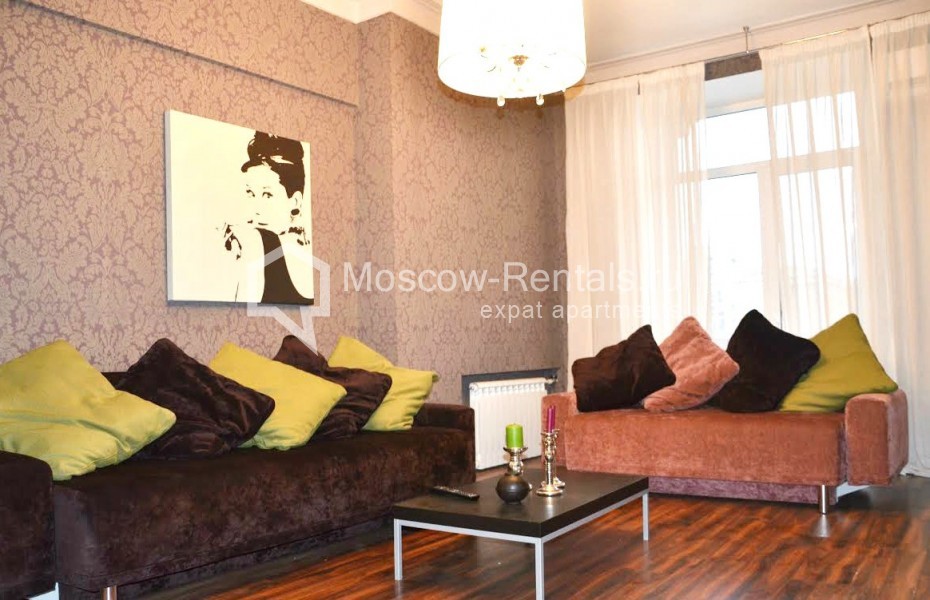 Photo #3 3-room (2 BR) apartment for <a href="http://moscow-rentals.ru/en/articles/long-term-rent" target="_blank">a long-term</a> rent
 in Russia, Moscow, Komsomolsky prosp, 45